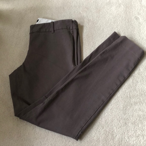 Aritzia Ellis pant! - Picture 1 of 4